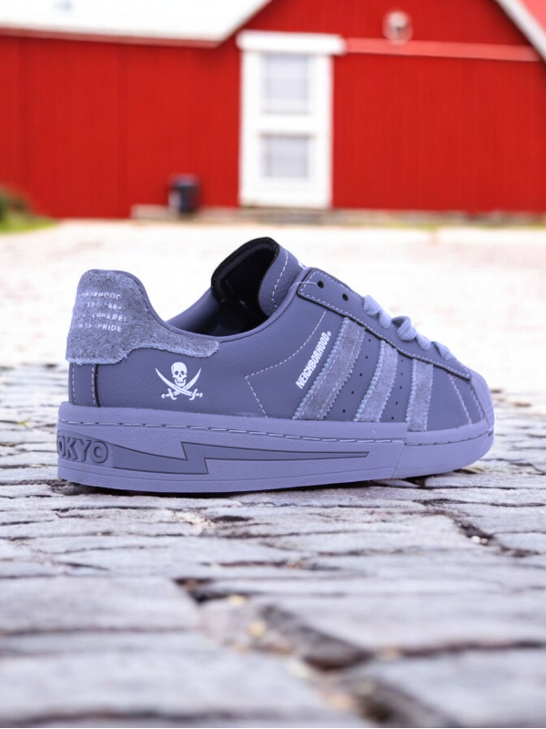 Adidas Superstar
