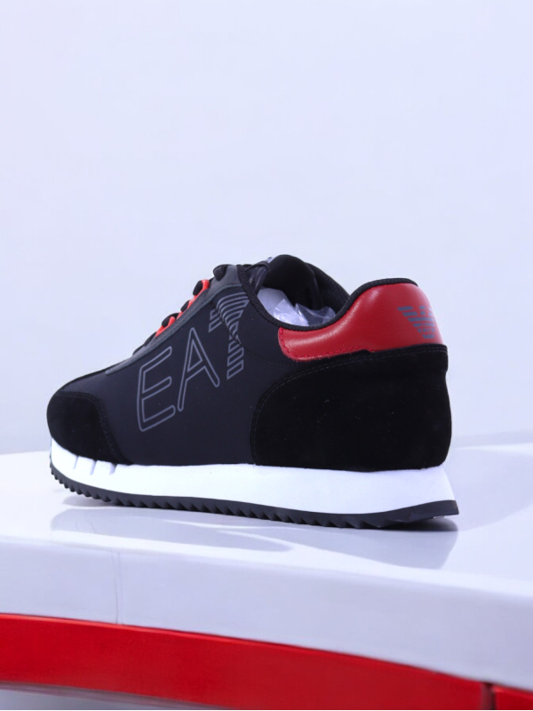 Emporio Armani 7 Schwarz Sneakers