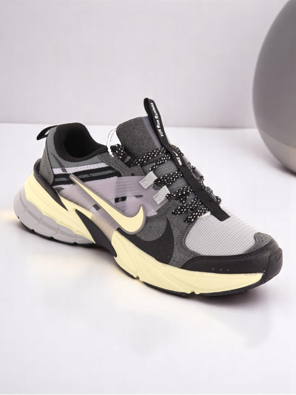 Nike V2K Run