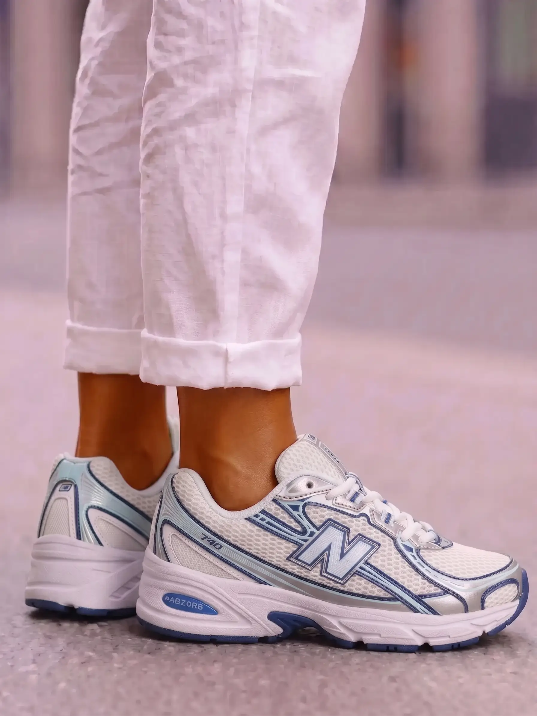 New Balance 740