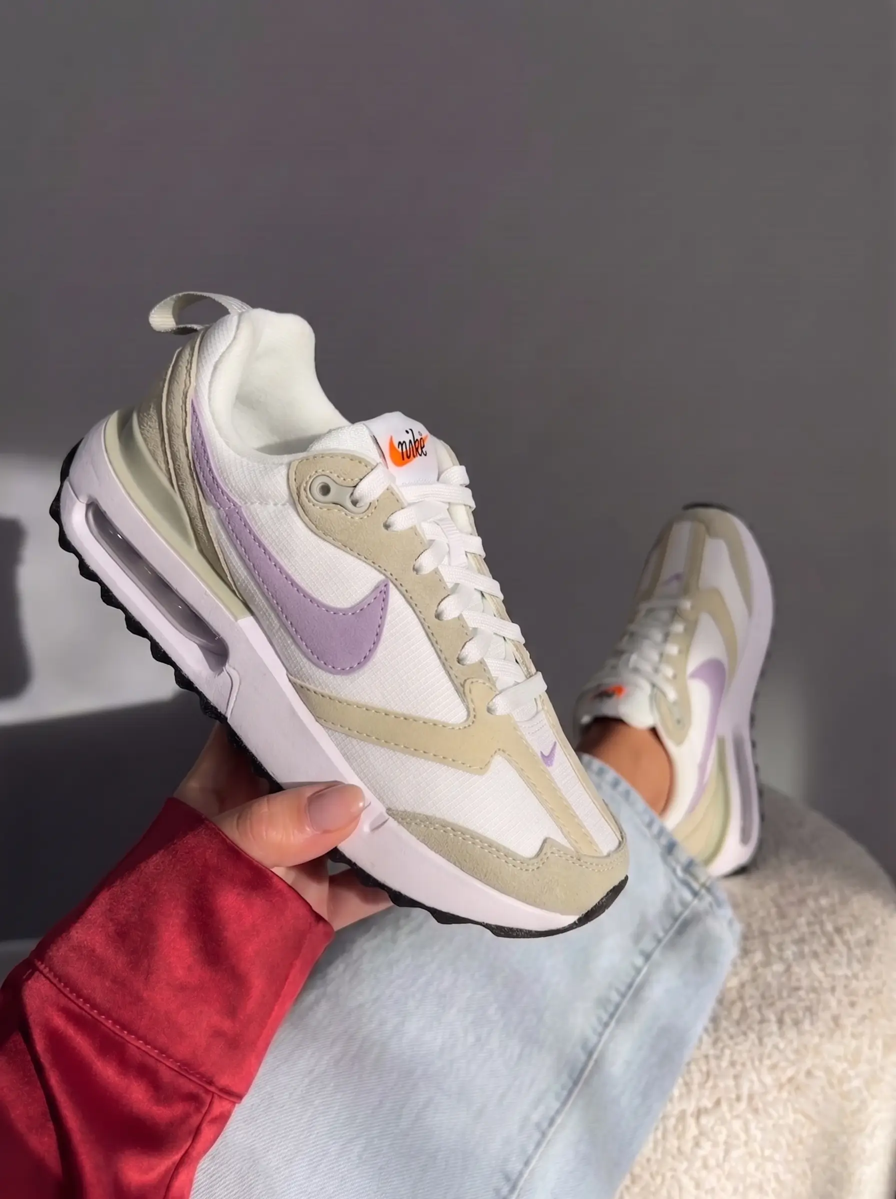Nike Air Max Dawn
