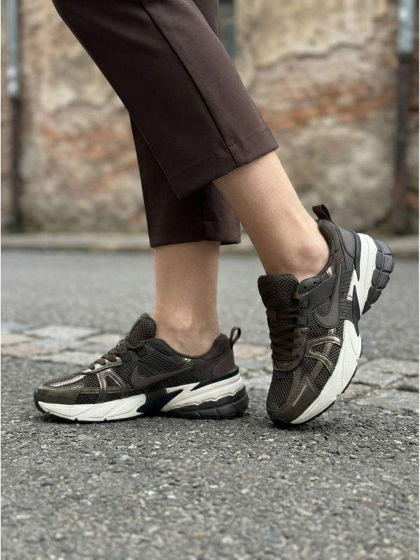 Nike V2K Run