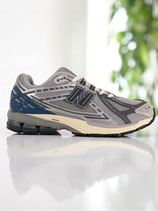 New Balance 1906