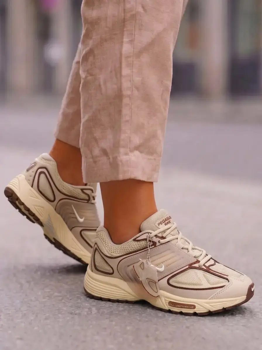 Nike Air Pegasus Wave