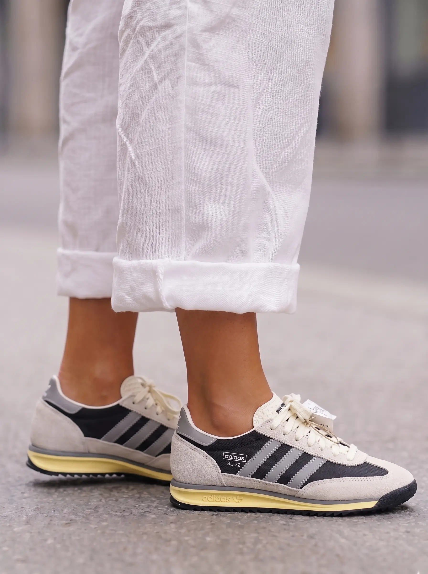Adidas SL 72