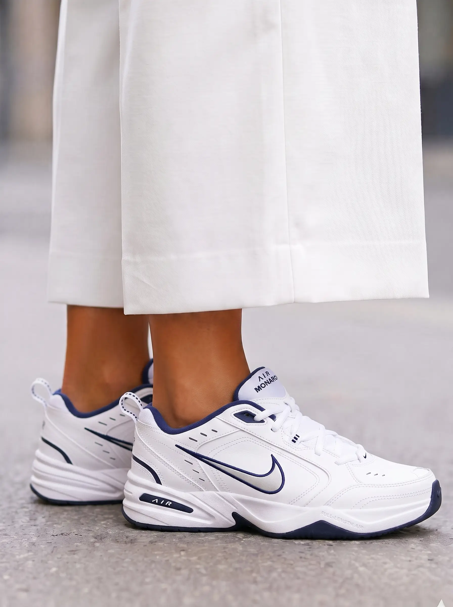 Nike Air Monarch