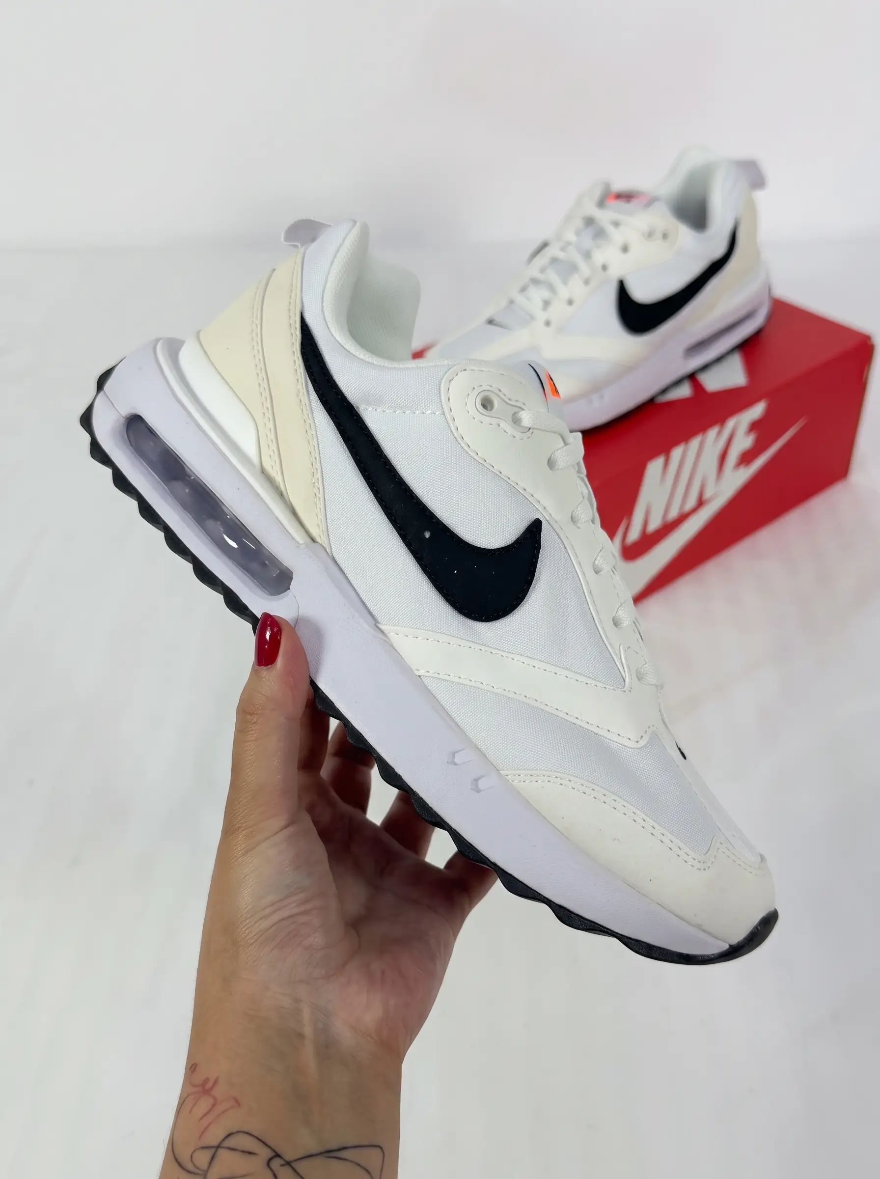 Nike Air Max Dawn