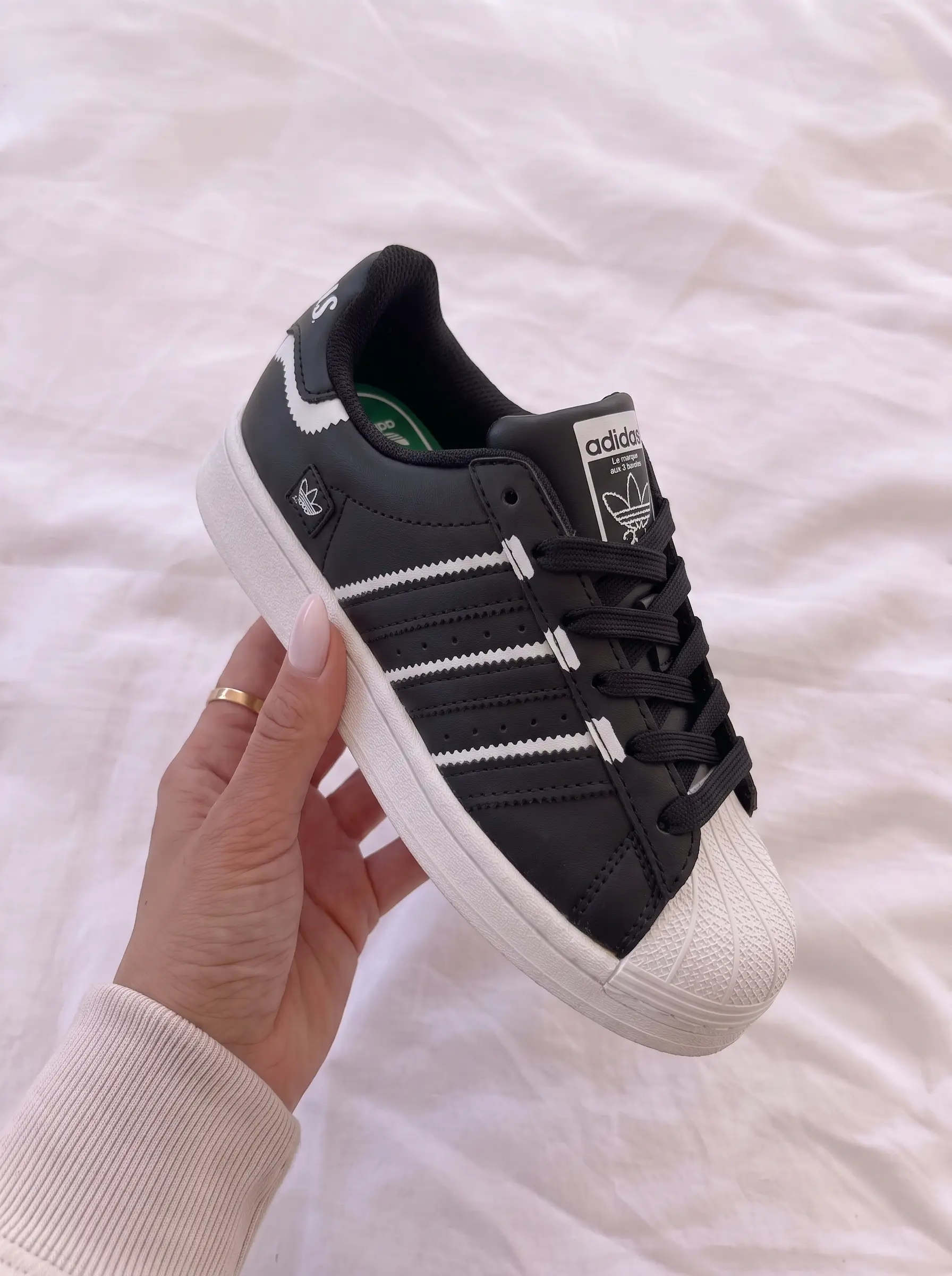 Adidas Superstar