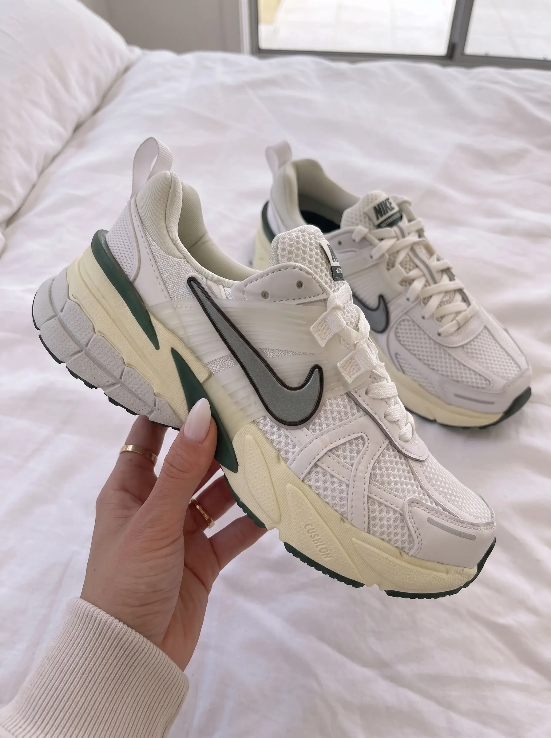 Nike V2K Run