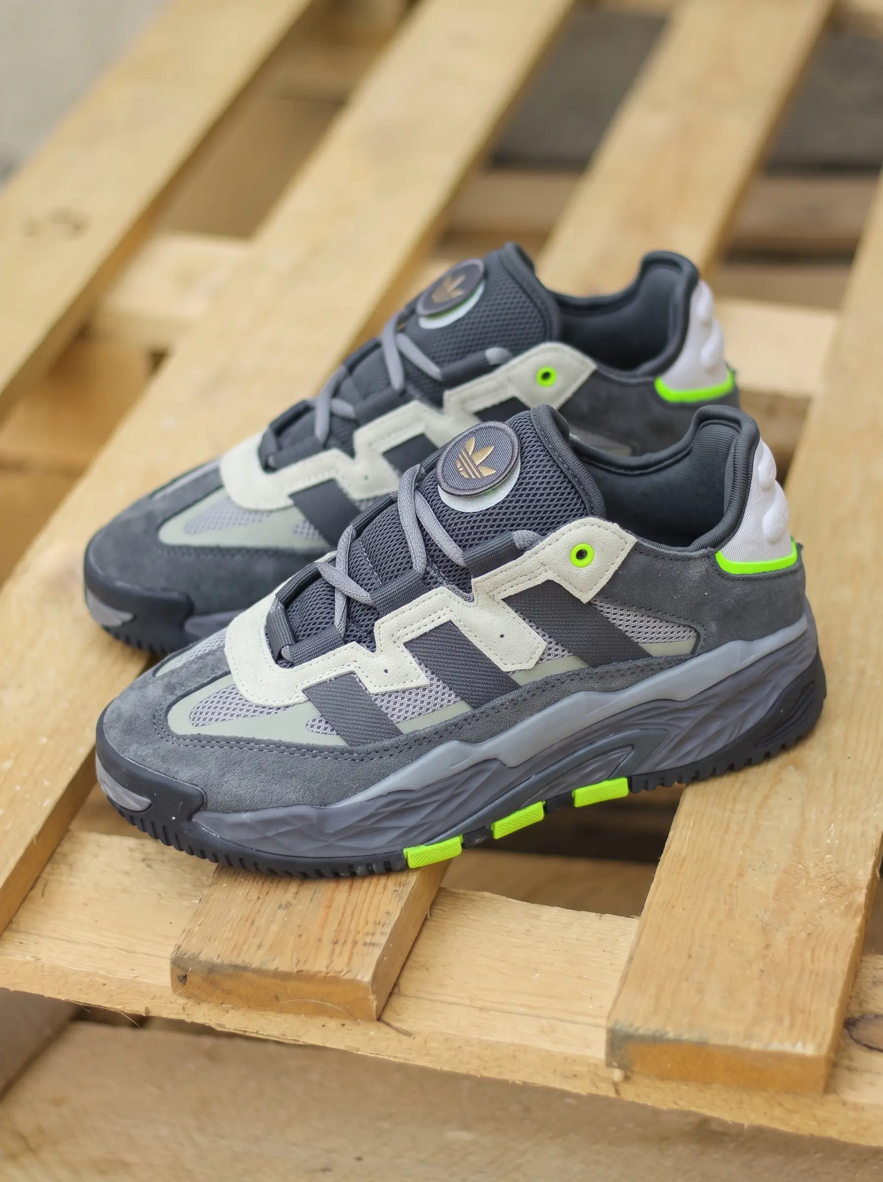 Adidas Niteball
