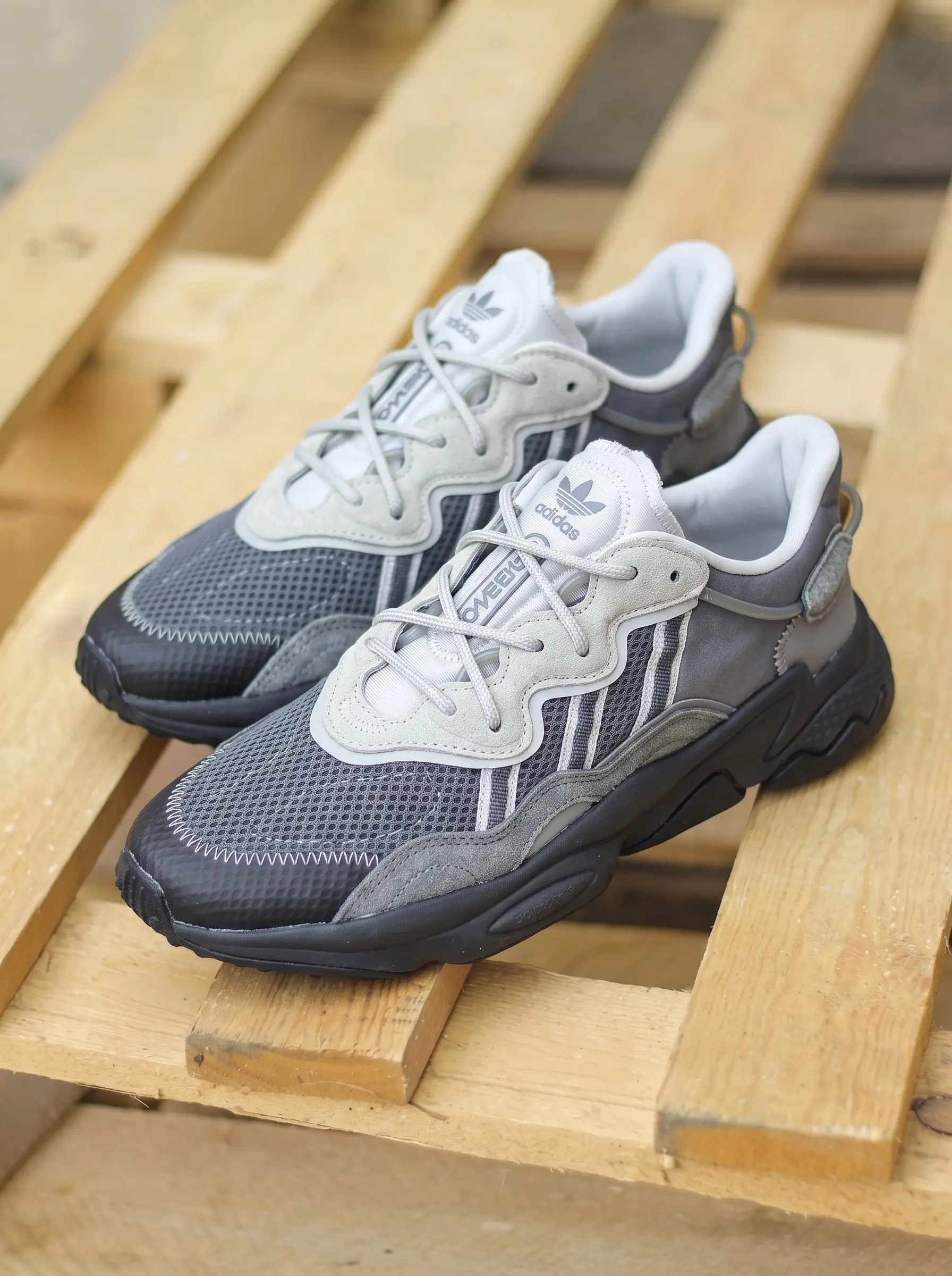 Adidas Ozweego