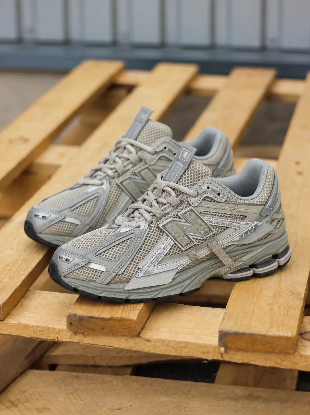 New Balance 1906