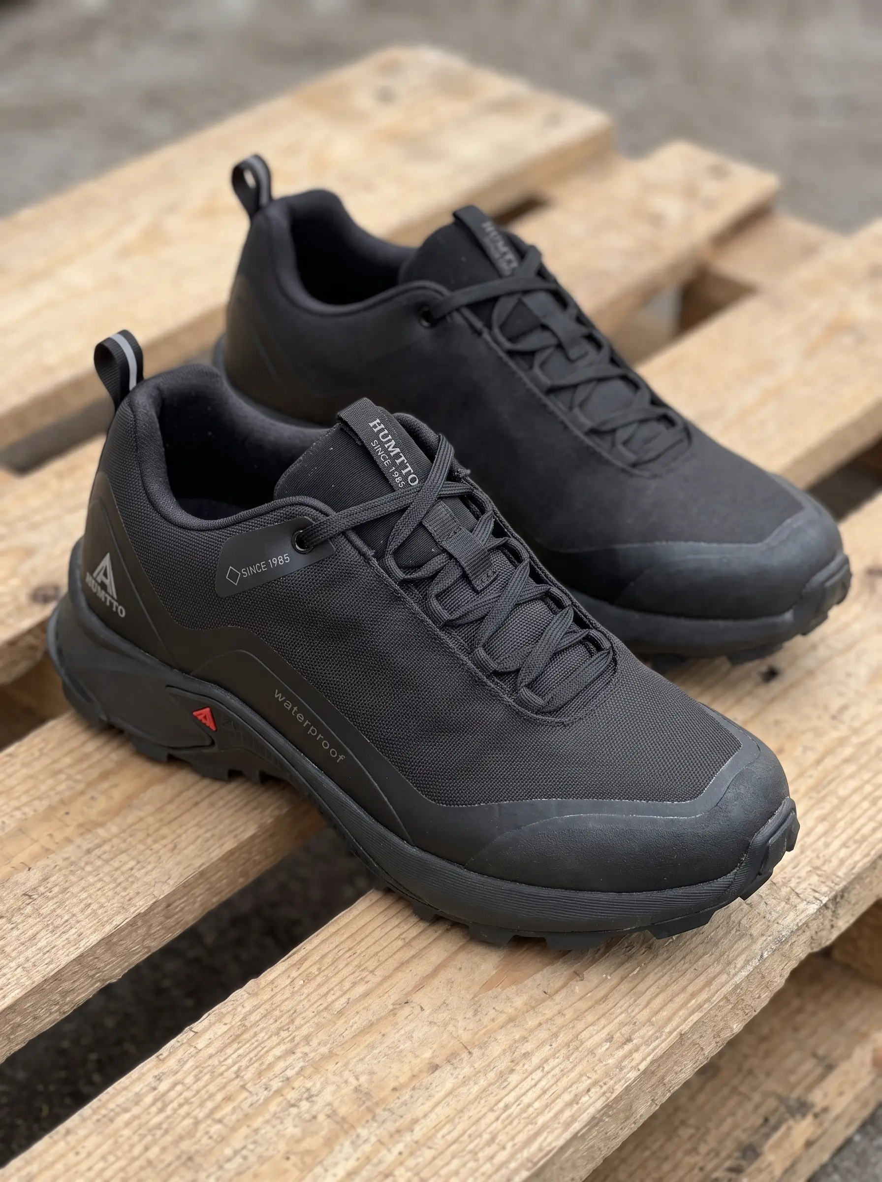 Humtto Hiking Shoes