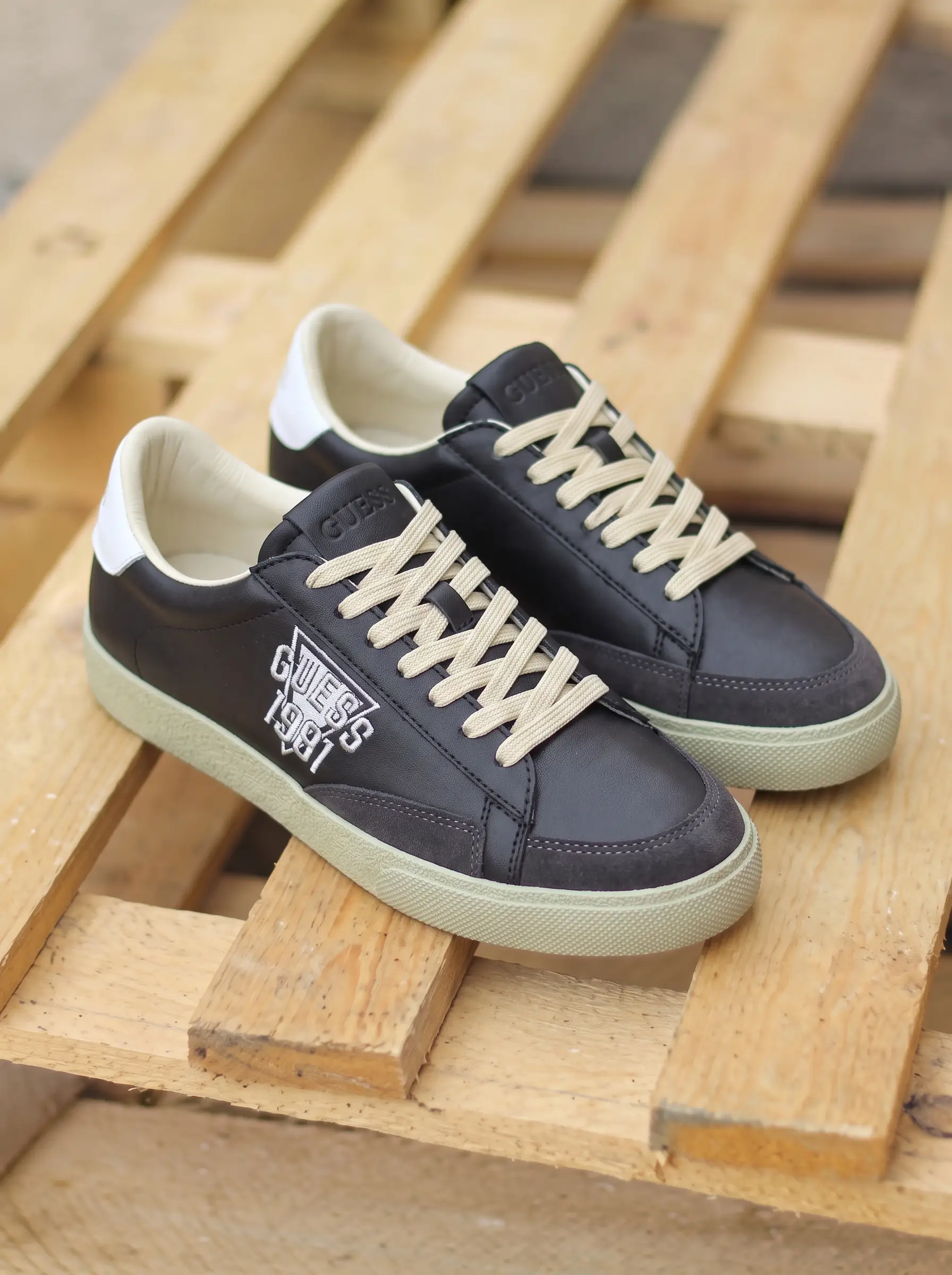 Guess Sneakers