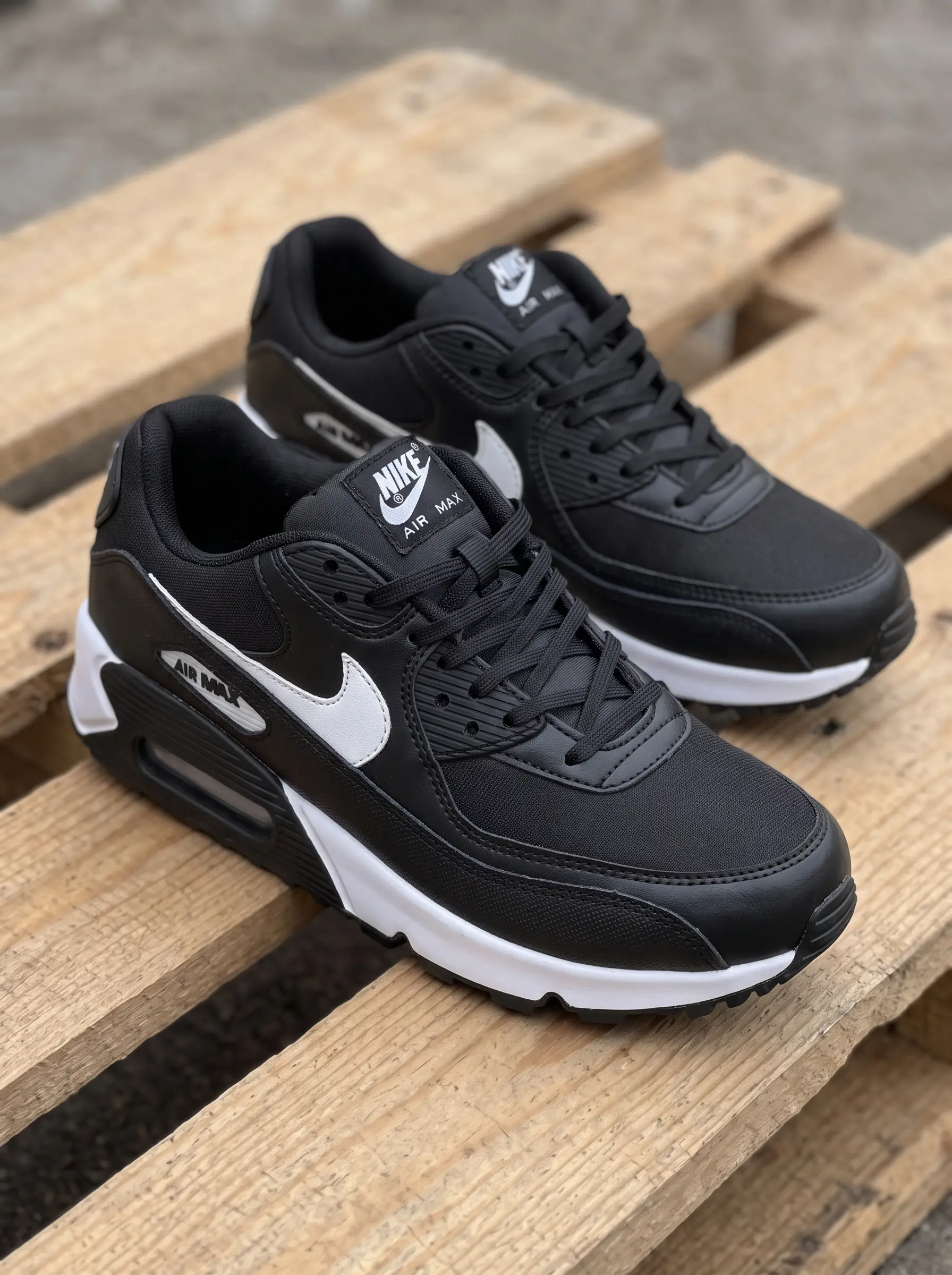 Nike Air Max 90