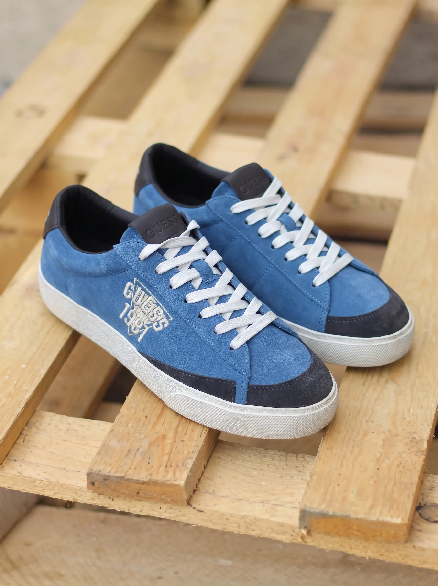 Guess Sneakers